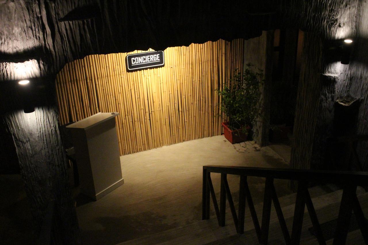 The Cavern Pod Hotel & Specialty Cafe El Nido Exterior foto